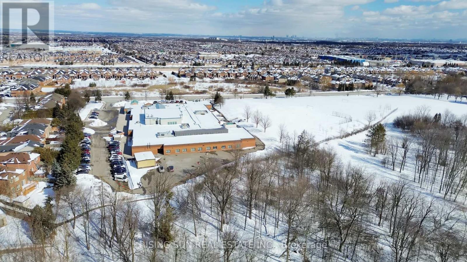 122 Barr Crescent, Brampton, Ontario  L6Z 3C8 - Photo 47 - W12812358