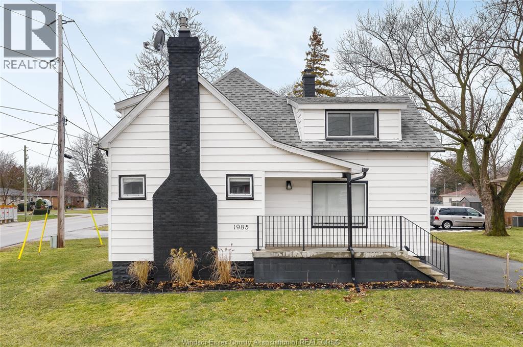 1985 Lesperance, Tecumseh, Ontario  N8N 1Y5 - Photo 2 - 26004107