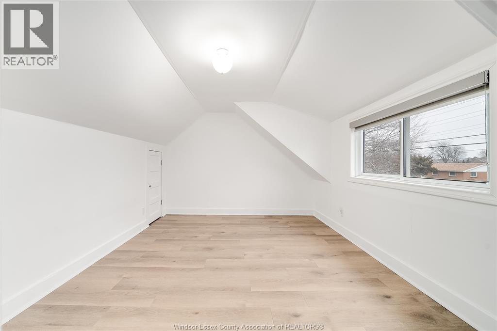 1985 Lesperance, Tecumseh, Ontario  N8N 1Y5 - Photo 32 - 26004107