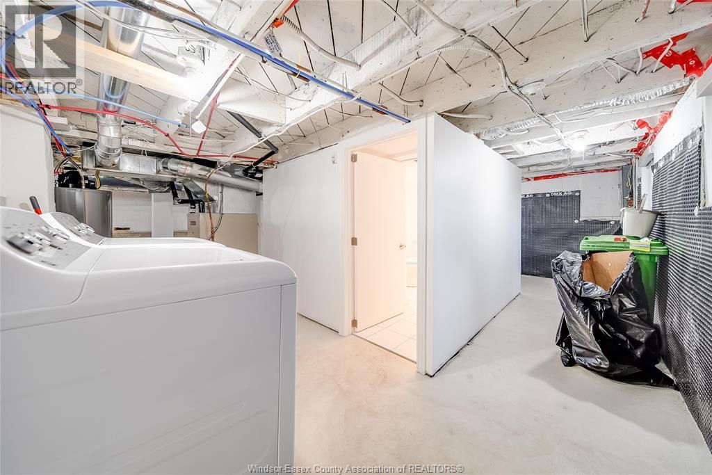 1985 Lesperance, Tecumseh, Ontario  N8N 1Y5 - Photo 35 - 26004107