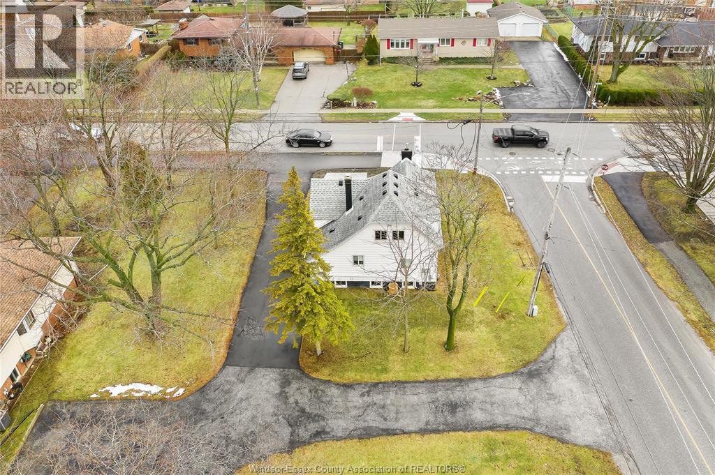 1985 Lesperance, Tecumseh, Ontario  N8N 1Y5 - Photo 50 - 26004107