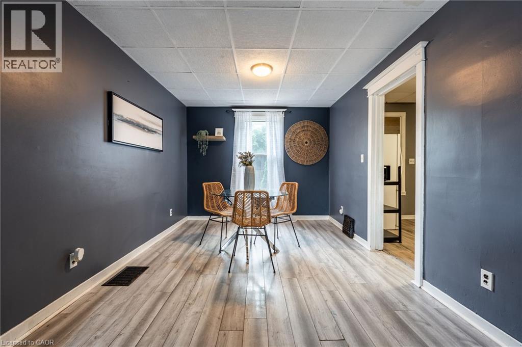 52 Connaught Avenue N, Hamilton, Ontario  L8L 6Y8 - Photo 8 - 40807147