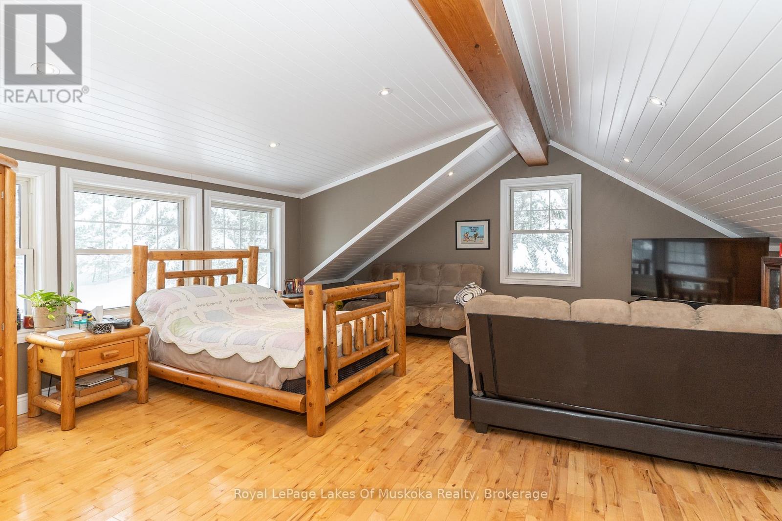 1039 Falkenburg Road, Bracebridge, Ontario  P1L 1X4 - Photo 32 - X12826080