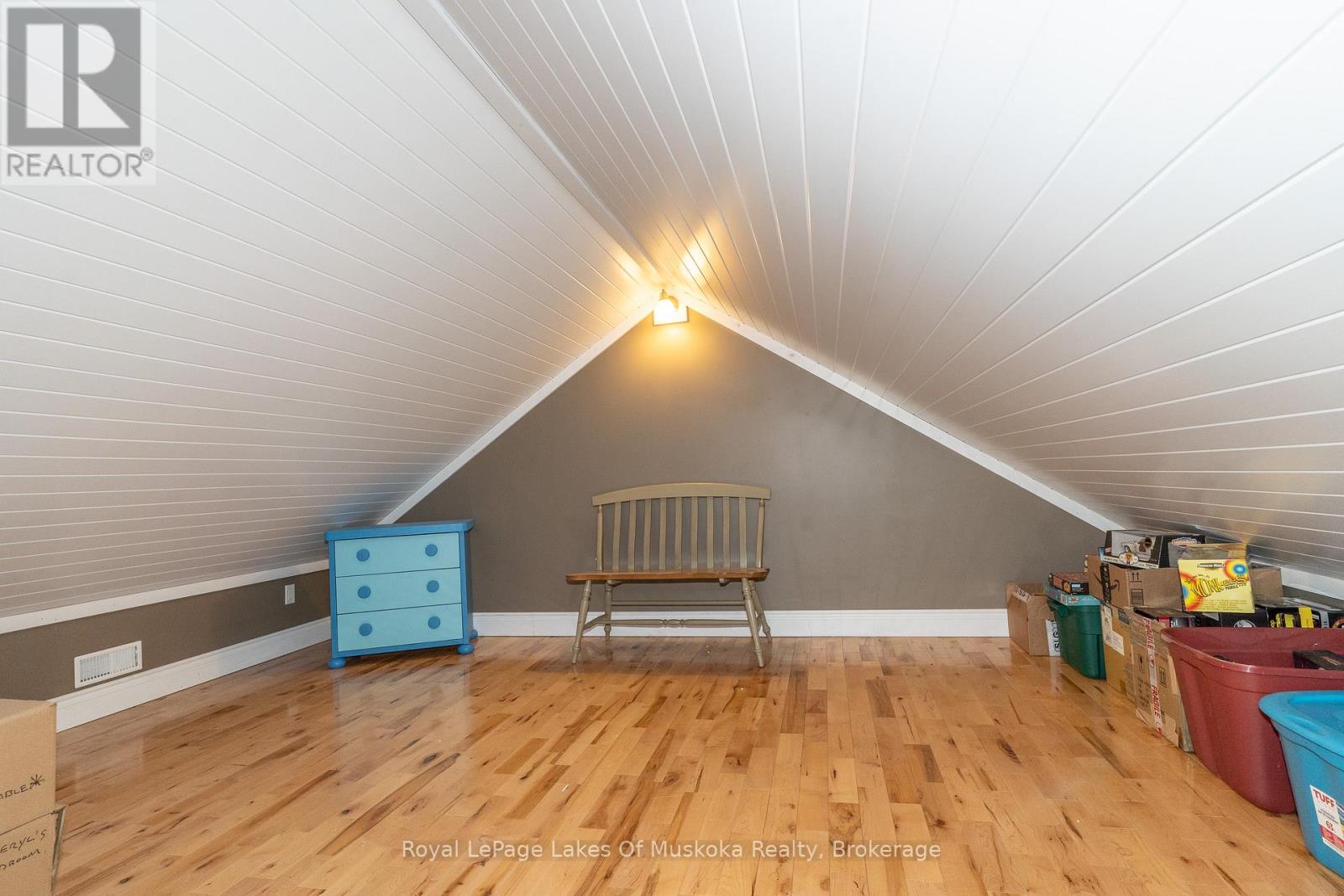 1039 Falkenburg Road, Bracebridge, Ontario  P1L 1X4 - Photo 34 - X12826080