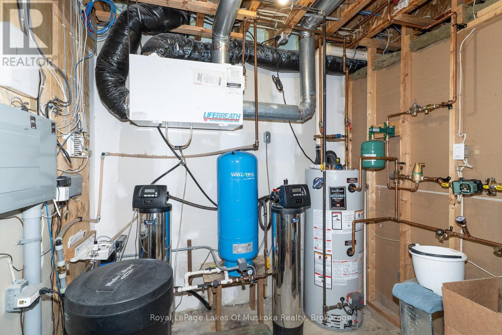 1039 Falkenburg Road, Bracebridge, Ontario  P1L 1X4 - Photo 42 - X12826080