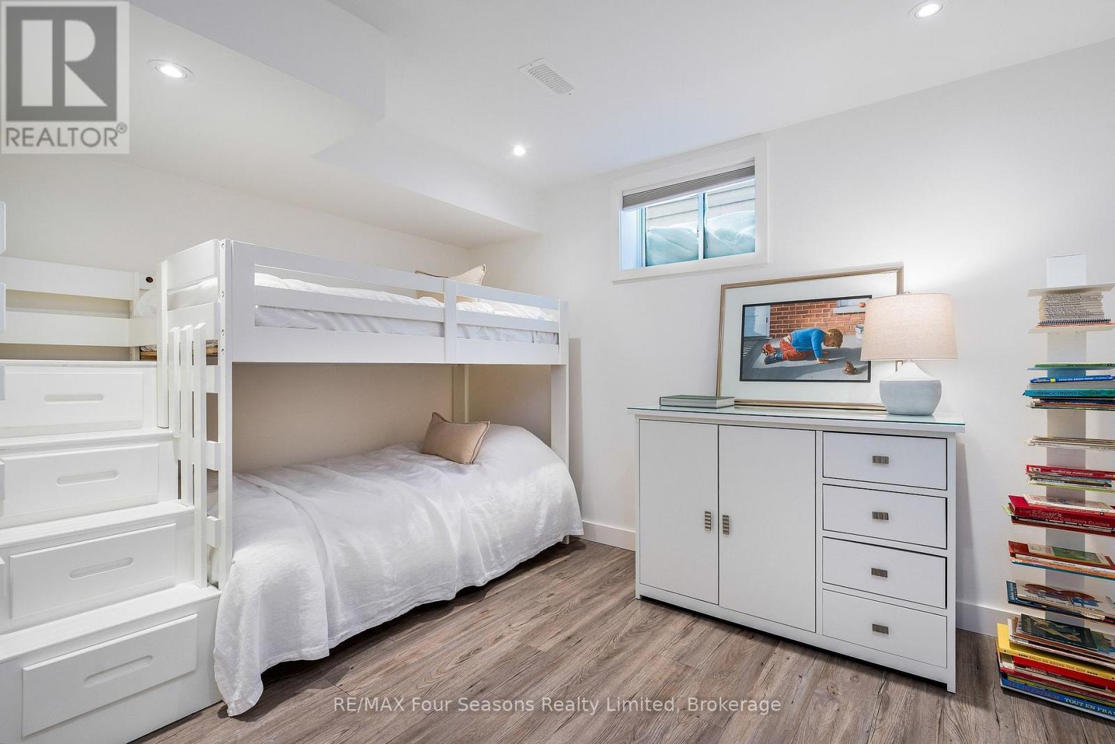 116 Dory Row, Blue Mountains, Ontario  N0H 2P0 - Photo 43 - X12826094