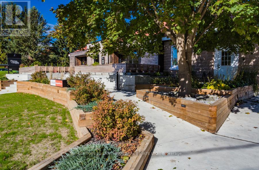 106 Bloomfield Main Street, Prince Edward County (Bloomfield Ward), Ontario  K0K 1G0 - Photo 2 - X12825986