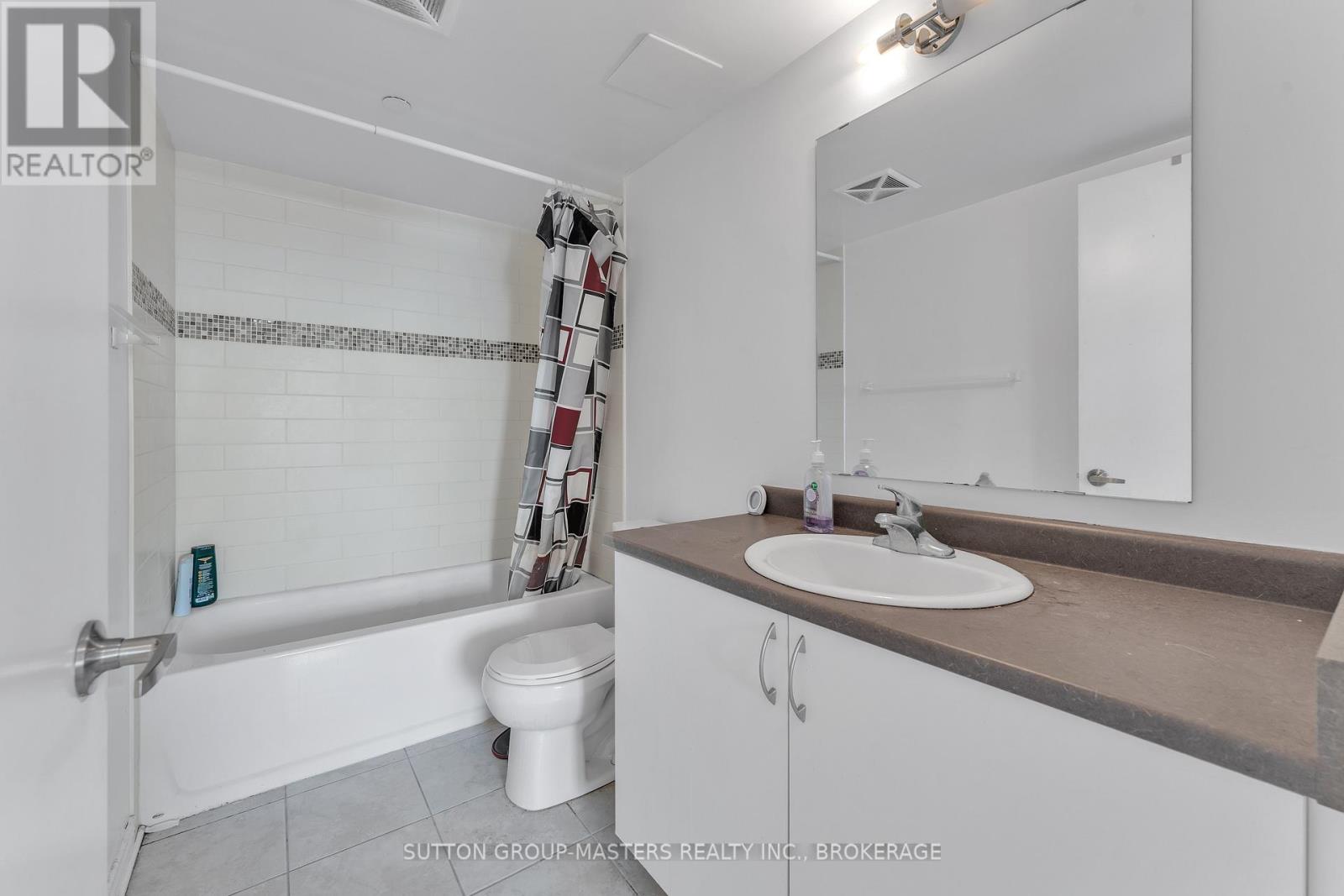 506 - 121 Queen Street, Kingston, Ontario  K7K 0G6 - Photo 15 - X12826098