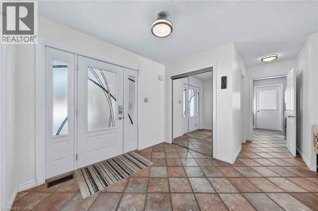 79 Handorf Drive, Cambridge, Ontario  N3C 3Y3 - Photo 5 - 40807181