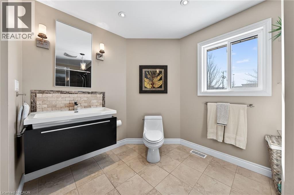 79 Handorf Drive, Cambridge, Ontario  N3C 3Y3 - Photo 27 - 40807181