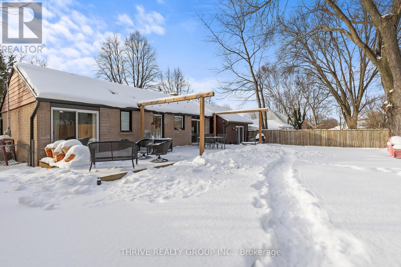 402 Stephen Street, London South, Ontario  N6K 2N3 - Photo 40 - X12826058