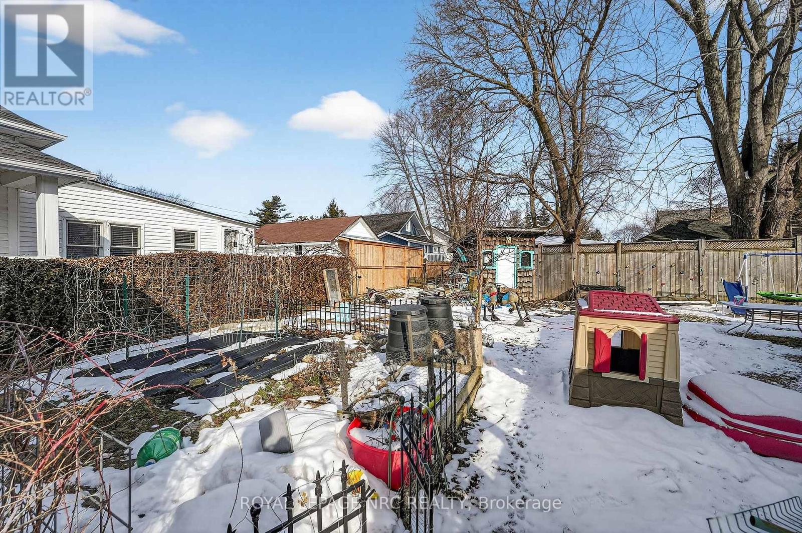 226 Derby Road, Fort Erie, Ontario  L0S 1B0 - Photo 42 - X12826078