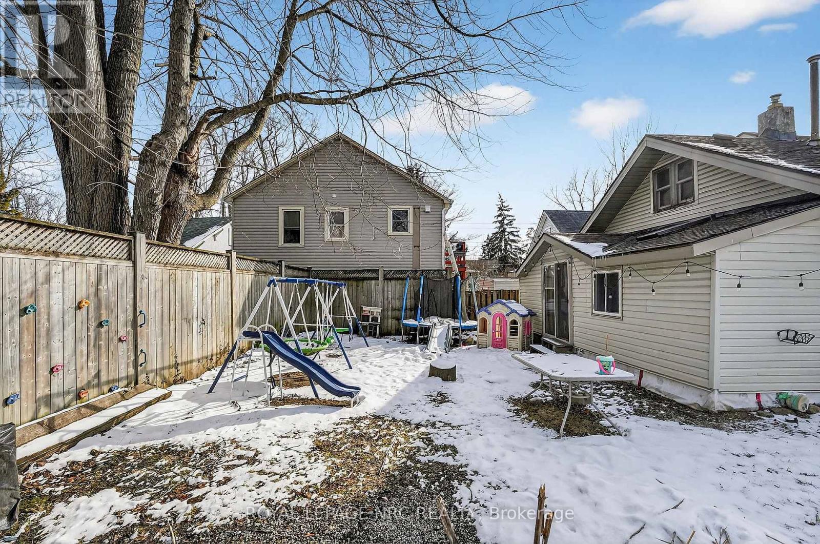 226 Derby Road, Fort Erie, Ontario  L0S 1B0 - Photo 45 - X12826078