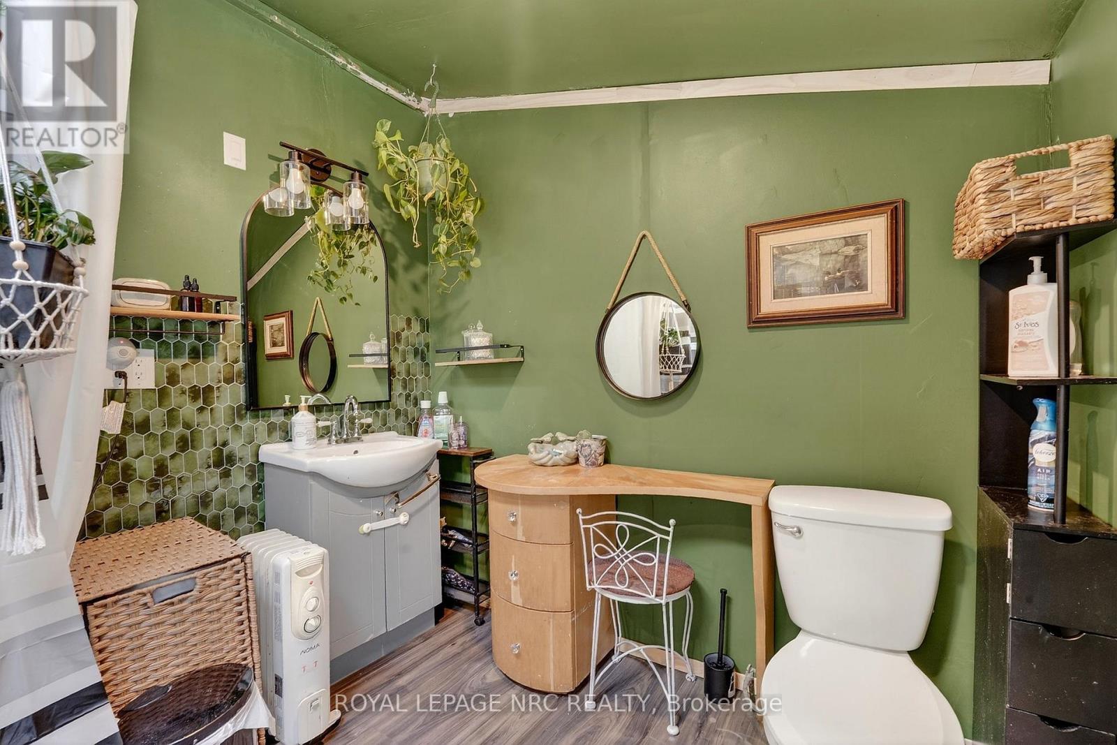 226 Derby Road, Fort Erie, Ontario  L0S 1B0 - Photo 6 - X12826078