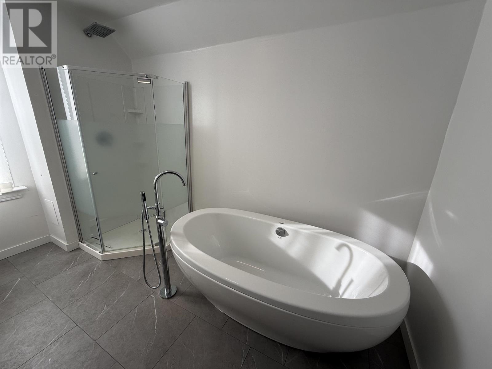 335 Dawson St, Thunder Bay, Ontario  P7A 3T9 - Photo 30 - TB2600315