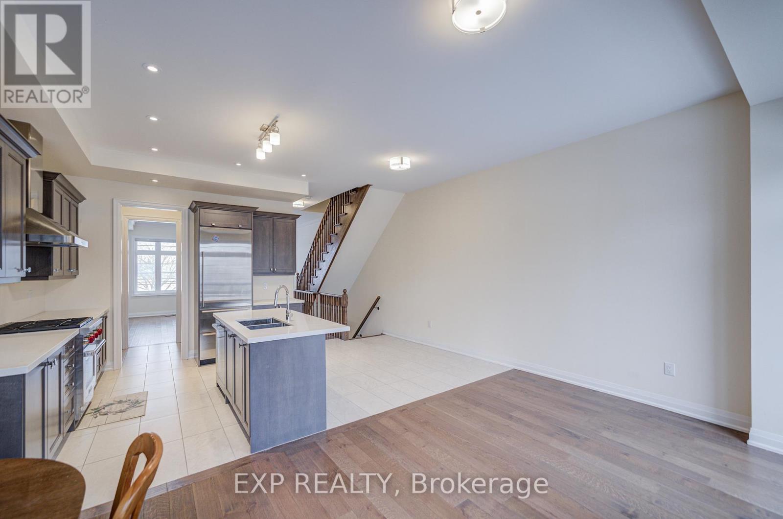 4255 Major Mackenzie Drive E, Markham (Angus Glen), Ontario  L6C 3L5 - Photo 23 - N12816196