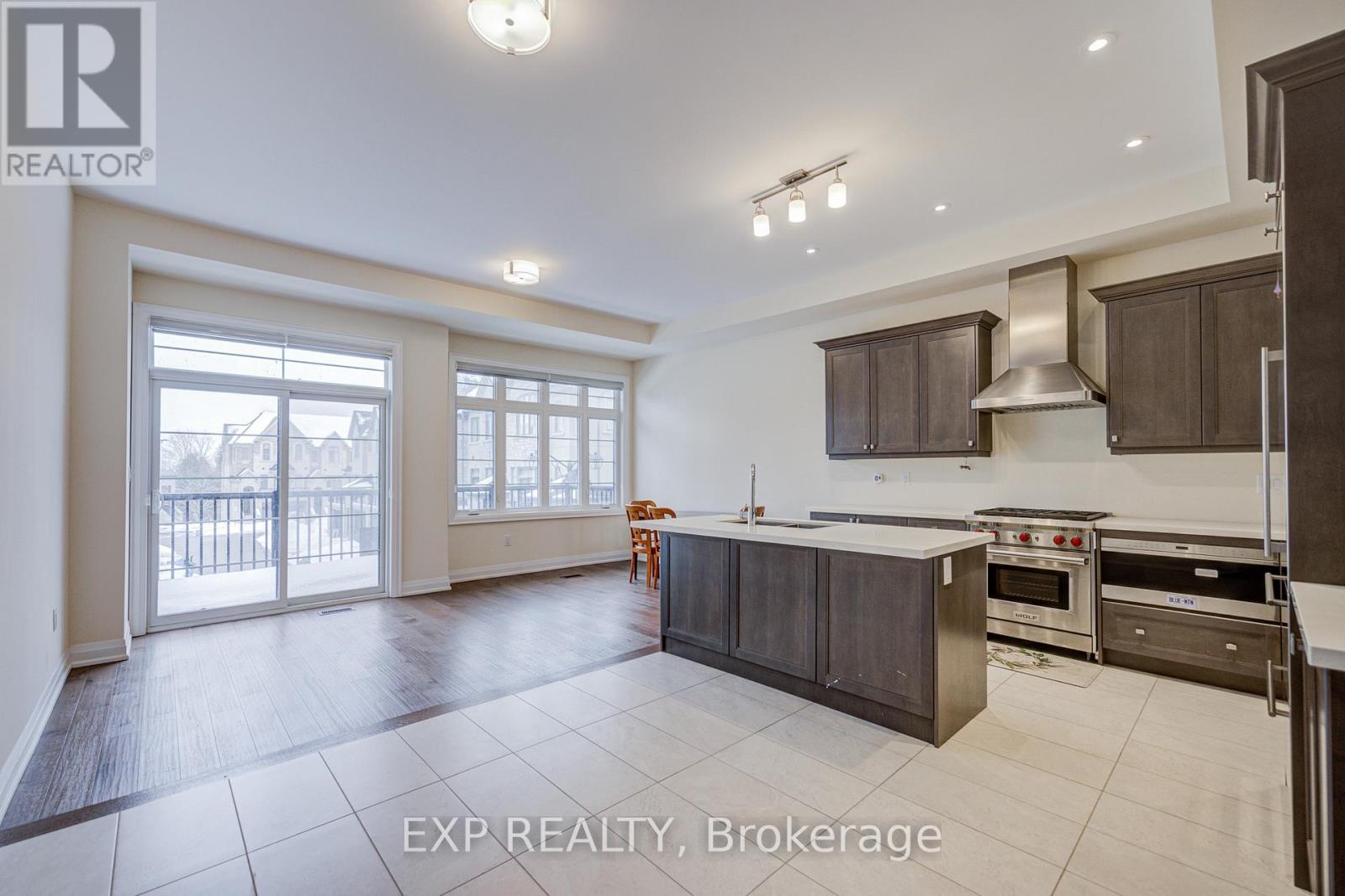 4255 Major Mackenzie Drive E, Markham (Angus Glen), Ontario  L6C 3L5 - Photo 25 - N12816196