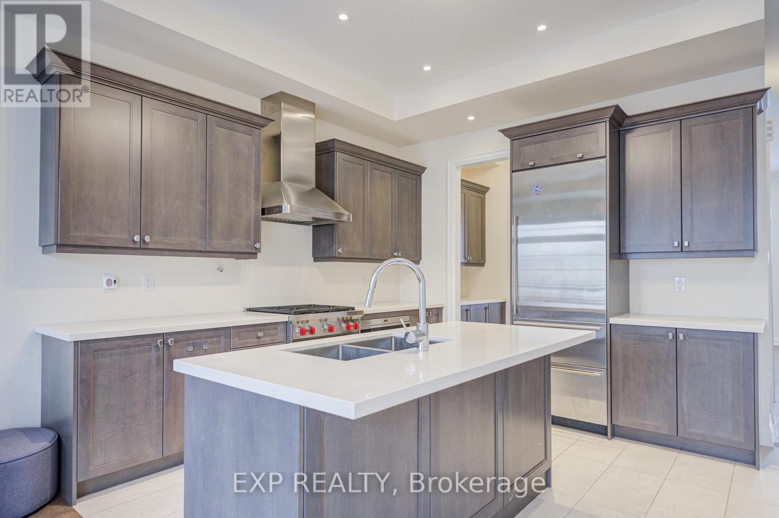 4255 Major Mackenzie Drive E, Markham (Angus Glen), Ontario  L6C 3L5 - Photo 17 - N12816196