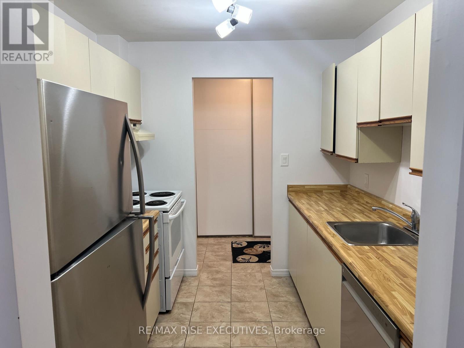 110 - 1100 Millwood Avenue, Brockville, Ontario  K6V 6Z3 - Photo 4 - X12825984