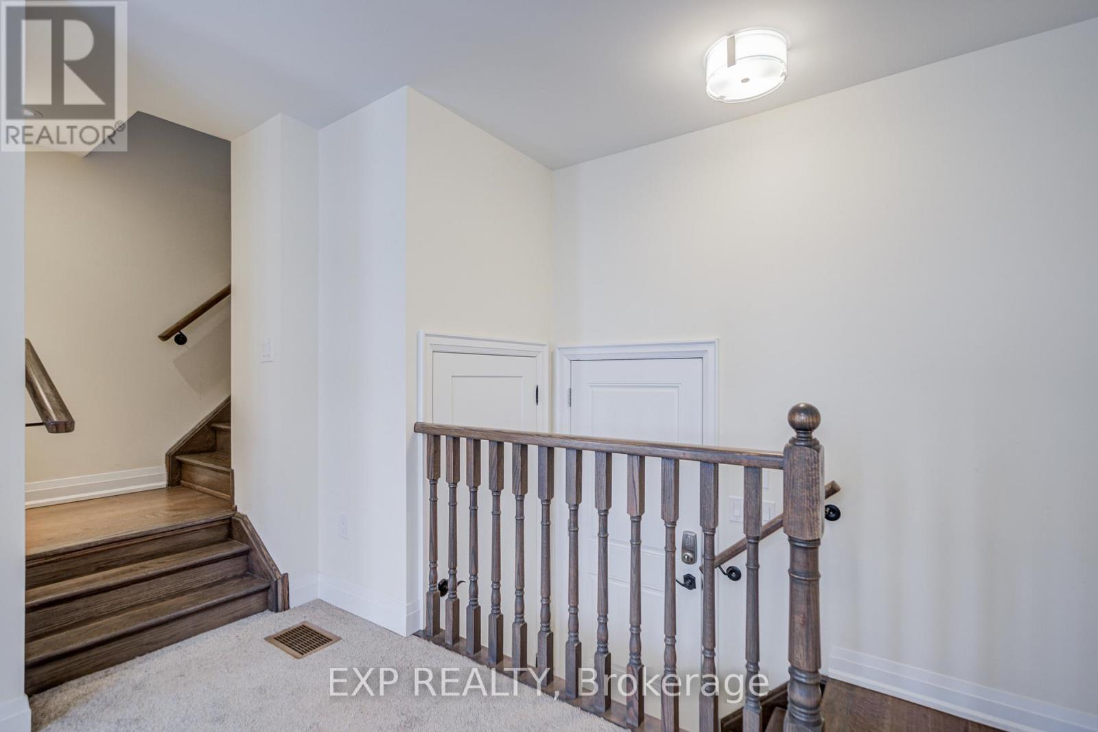 4255 Major Mackenzie Drive E, Markham (Angus Glen), Ontario  L6C 3L5 - Photo 6 - N12816196