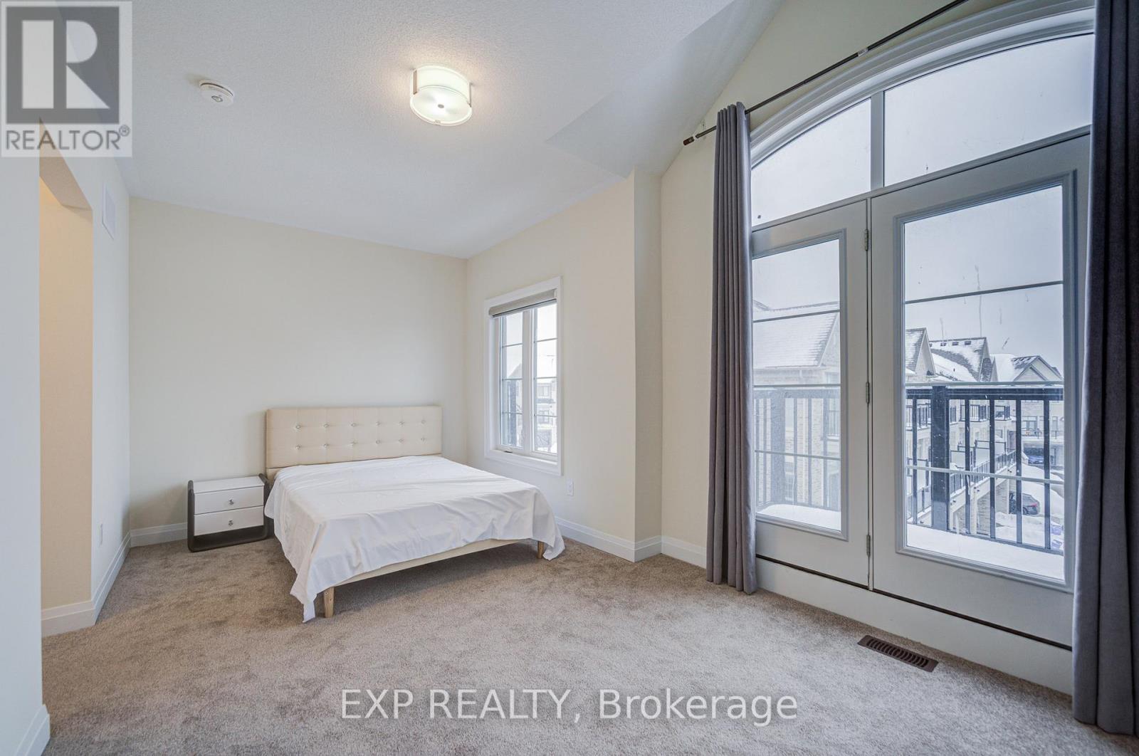 4255 Major Mackenzie Drive E, Markham (Angus Glen), Ontario  L6C 3L5 - Photo 32 - N12816196