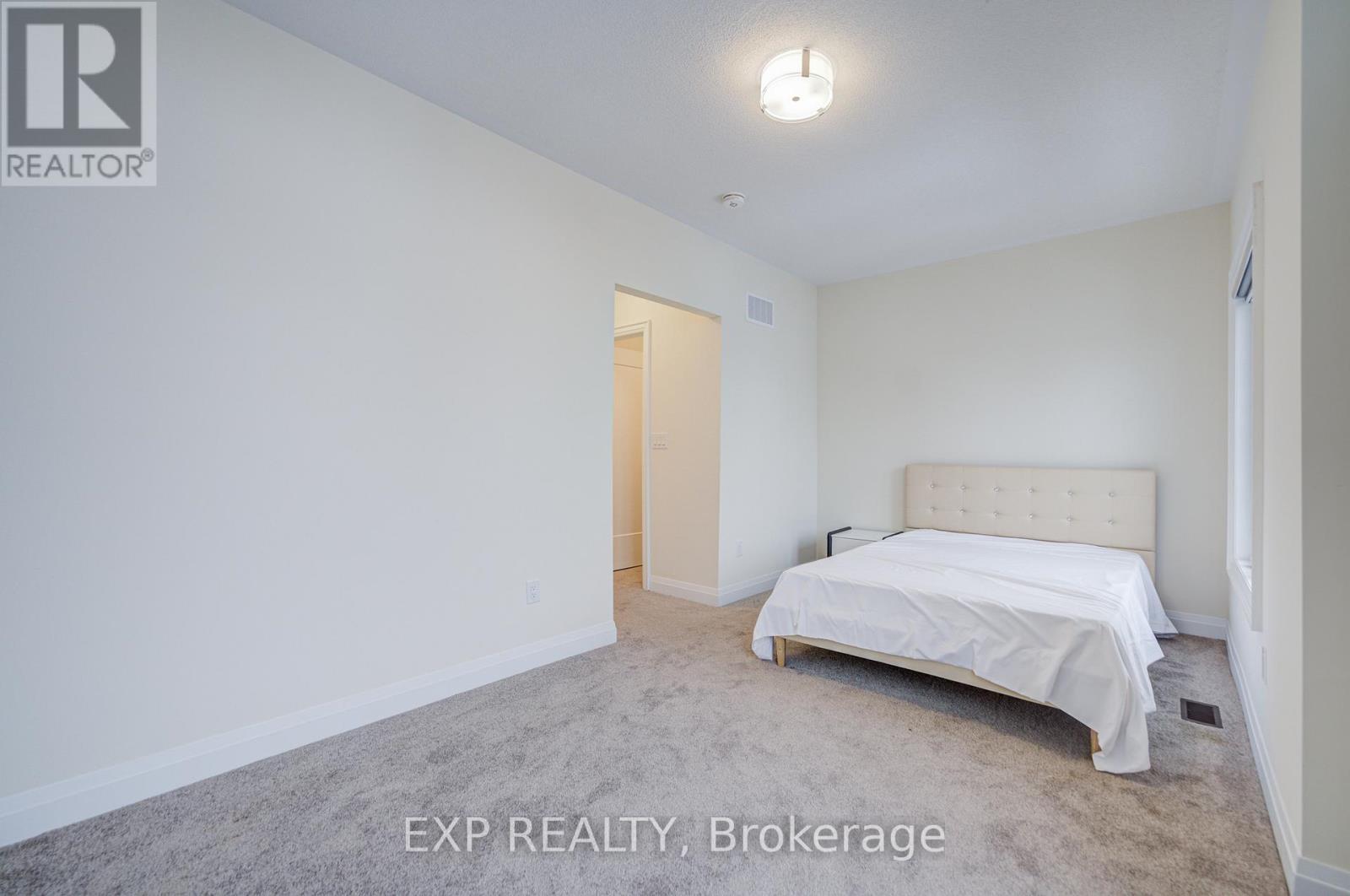 4255 Major Mackenzie Drive E, Markham (Angus Glen), Ontario  L6C 3L5 - Photo 33 - N12816196