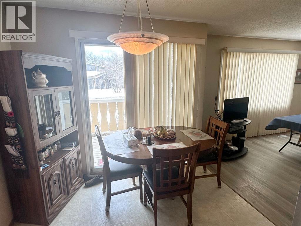 11702 94a Street, Grande Prairie, Alberta  T8V 4R9 - Photo 4 - A2283311