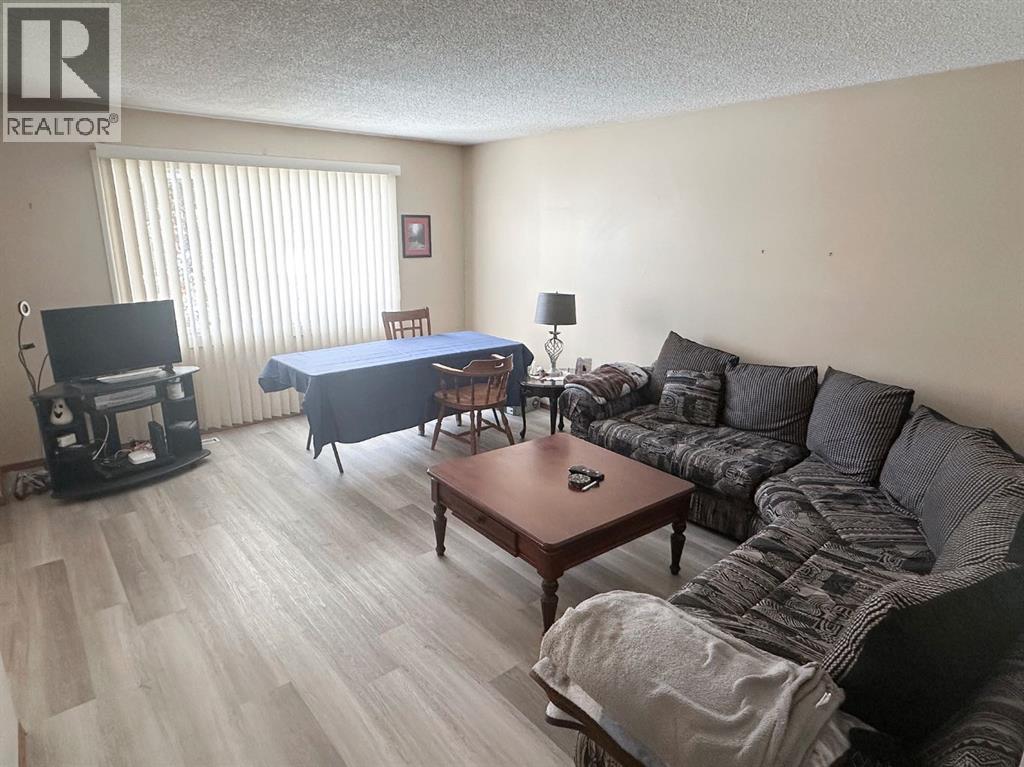 11702 94a Street, Grande Prairie, Alberta  T8V 4R9 - Photo 6 - A2283311