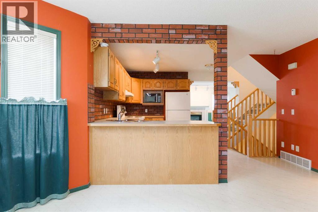 507 Citadel Terrace Nw, Calgary, Alberta  T3G 3X3 - Photo 2 - A2283431