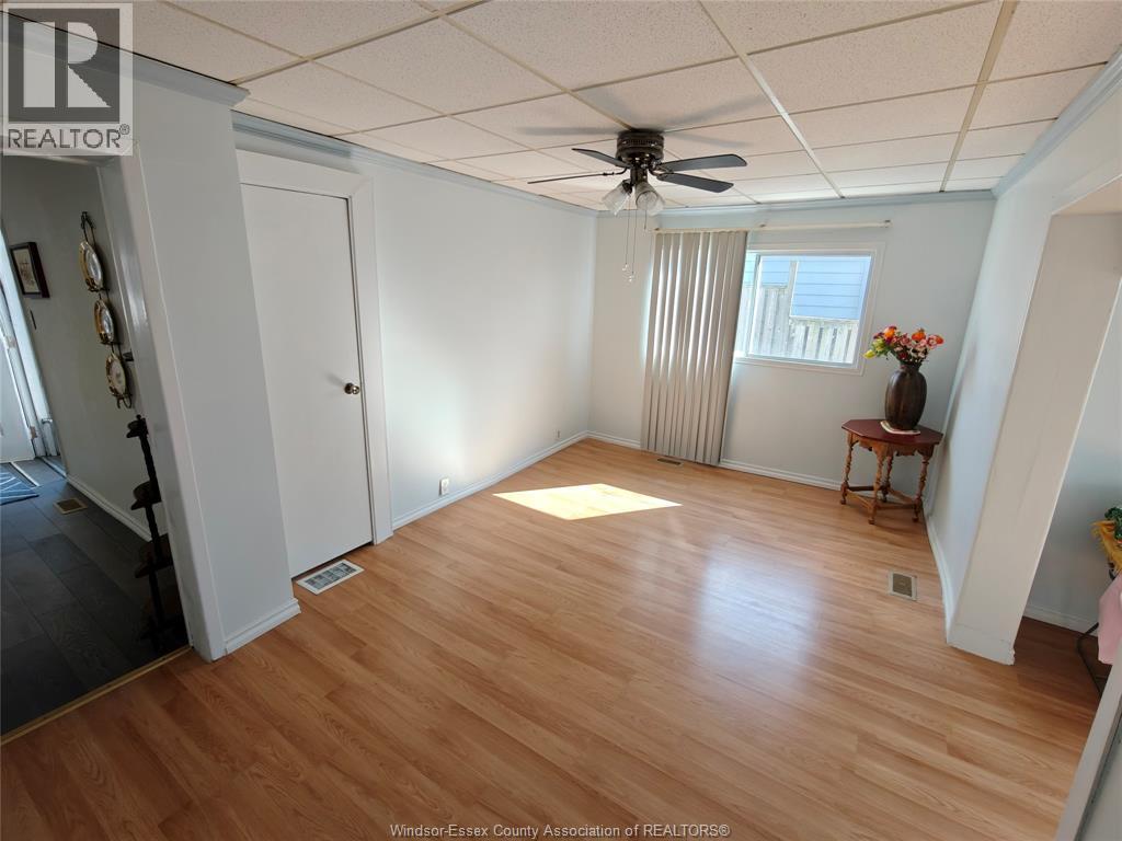 920 Lillian, Windsor, Ontario  N9A 1V5 - Photo 14 - 26004128