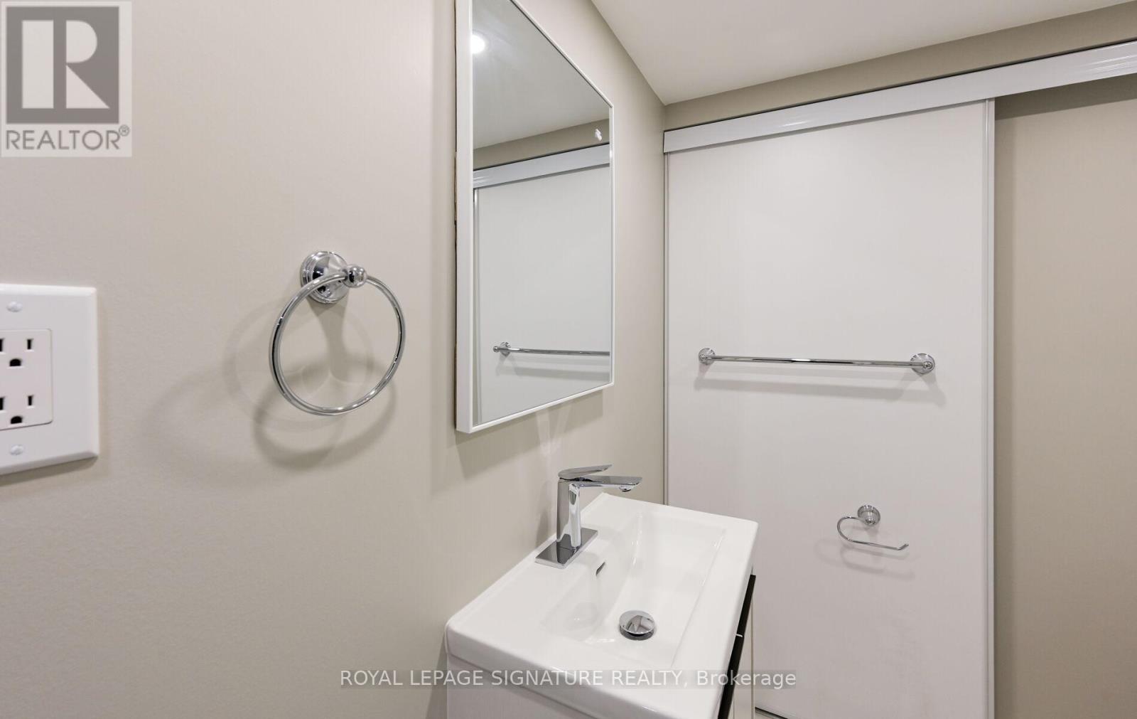 Lower Level B - 96 Highgate Drive, Hamilton, Ontario  L8J 0C2 - Photo 18 - X12815310