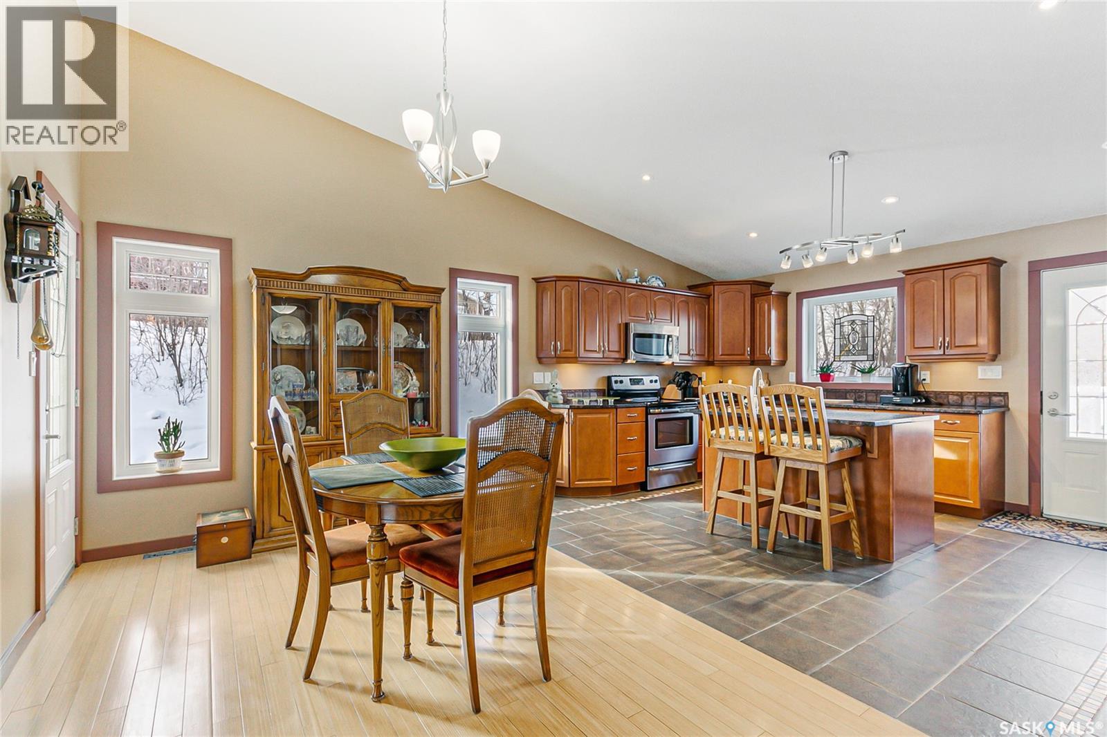 520 9th Street E, Regina Beach, Saskatchewan  S0G 4C0 - Photo 6 - SK029207