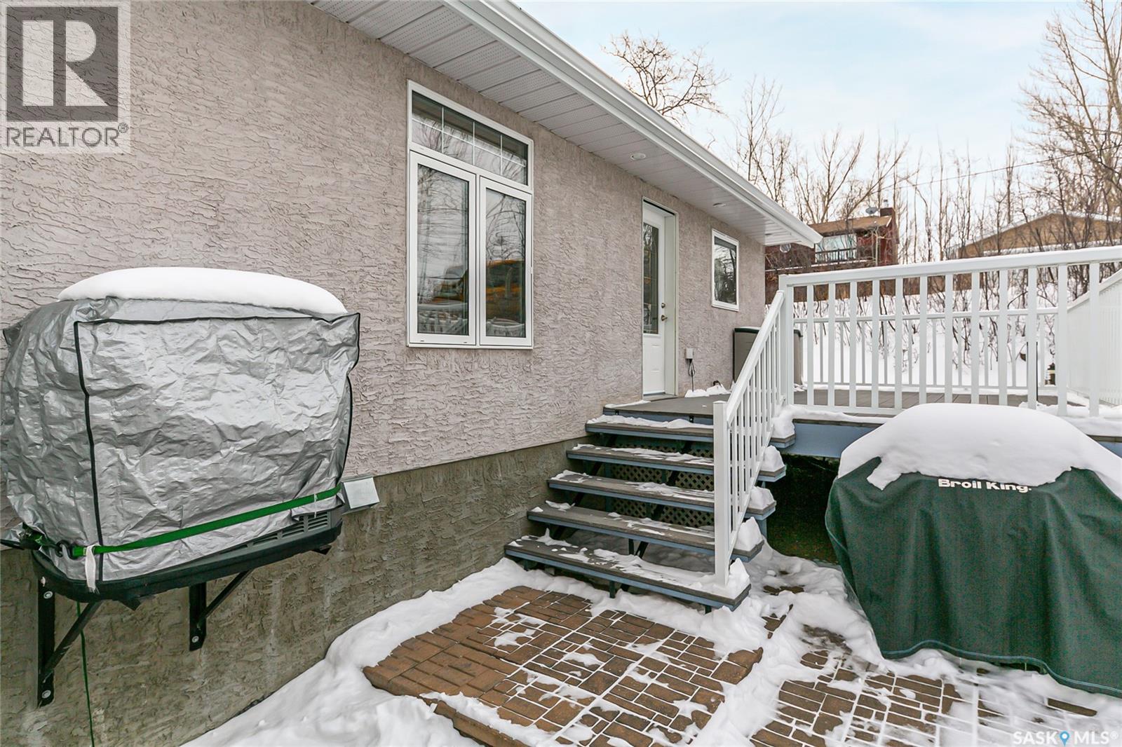 520 9th Street E, Regina Beach, Saskatchewan  S0G 4C0 - Photo 30 - SK029207