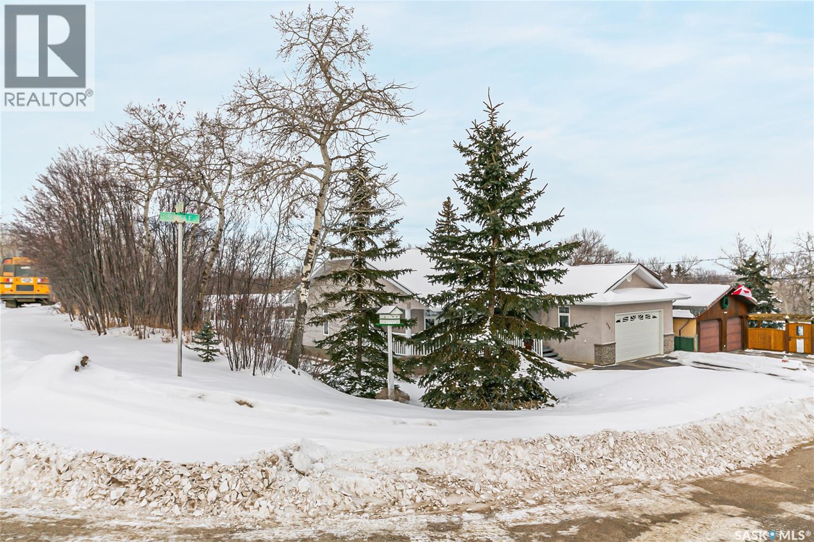 520 9th Street E, Regina Beach, Saskatchewan  S0G 4C0 - Photo 32 - SK029207