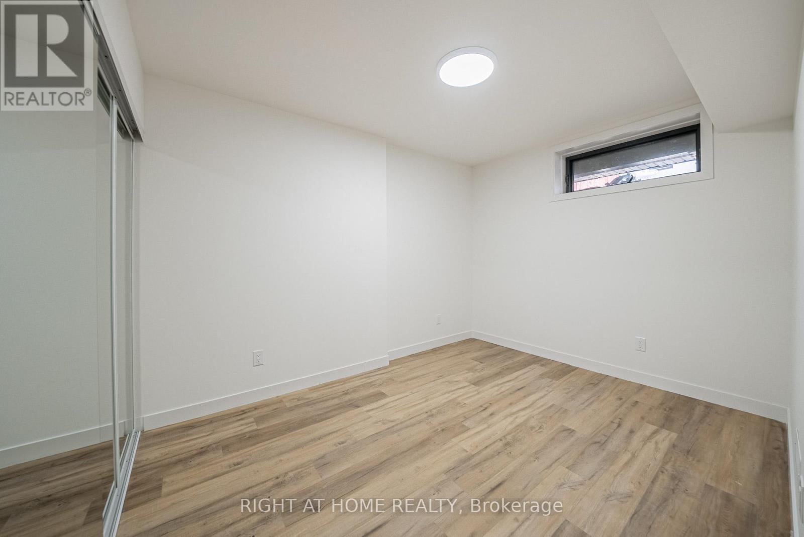 1 - 435 Grace Street, Toronto, Ontario  M6G 3A8 - Photo 13 - C12826028