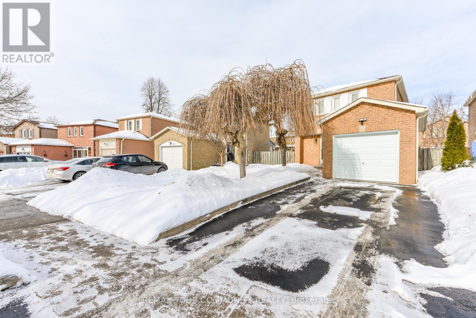 64 Chatfield Drive, Ajax, Ontario  L1T 2K1 - Photo 2 - E12825998