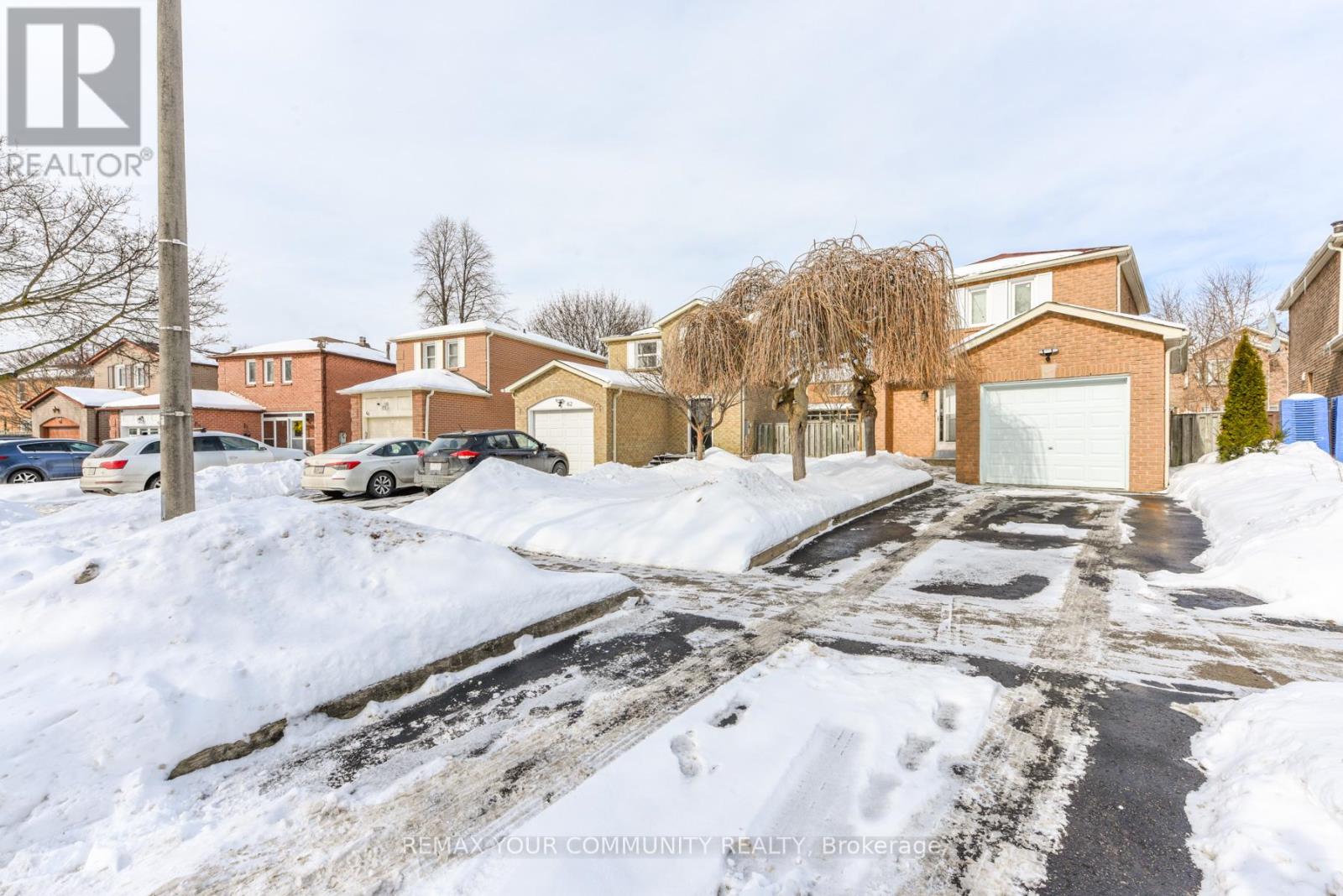 64 Chatfield Drive, Ajax, Ontario  L1T 2K1 - Photo 5 - E12825998