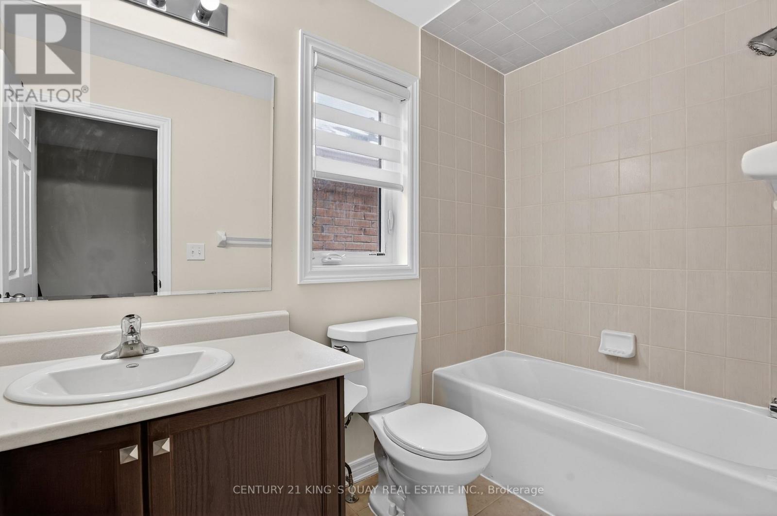 9 John Moore Road, East Gwillimbury, Ontario  L9N 0P4 - Photo 19 - N12826004