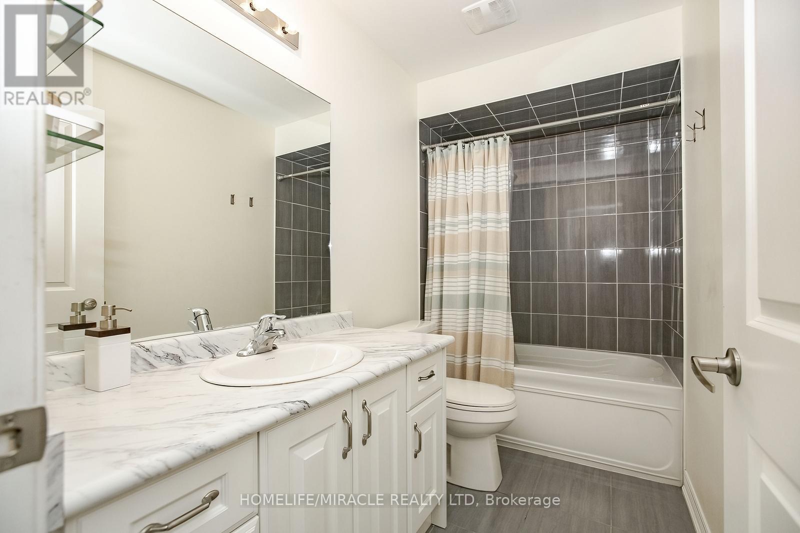 131 Kingsmere Crescent, New Tecumseth, Ontario L9R 0K8 - Photo 27 - N12826010