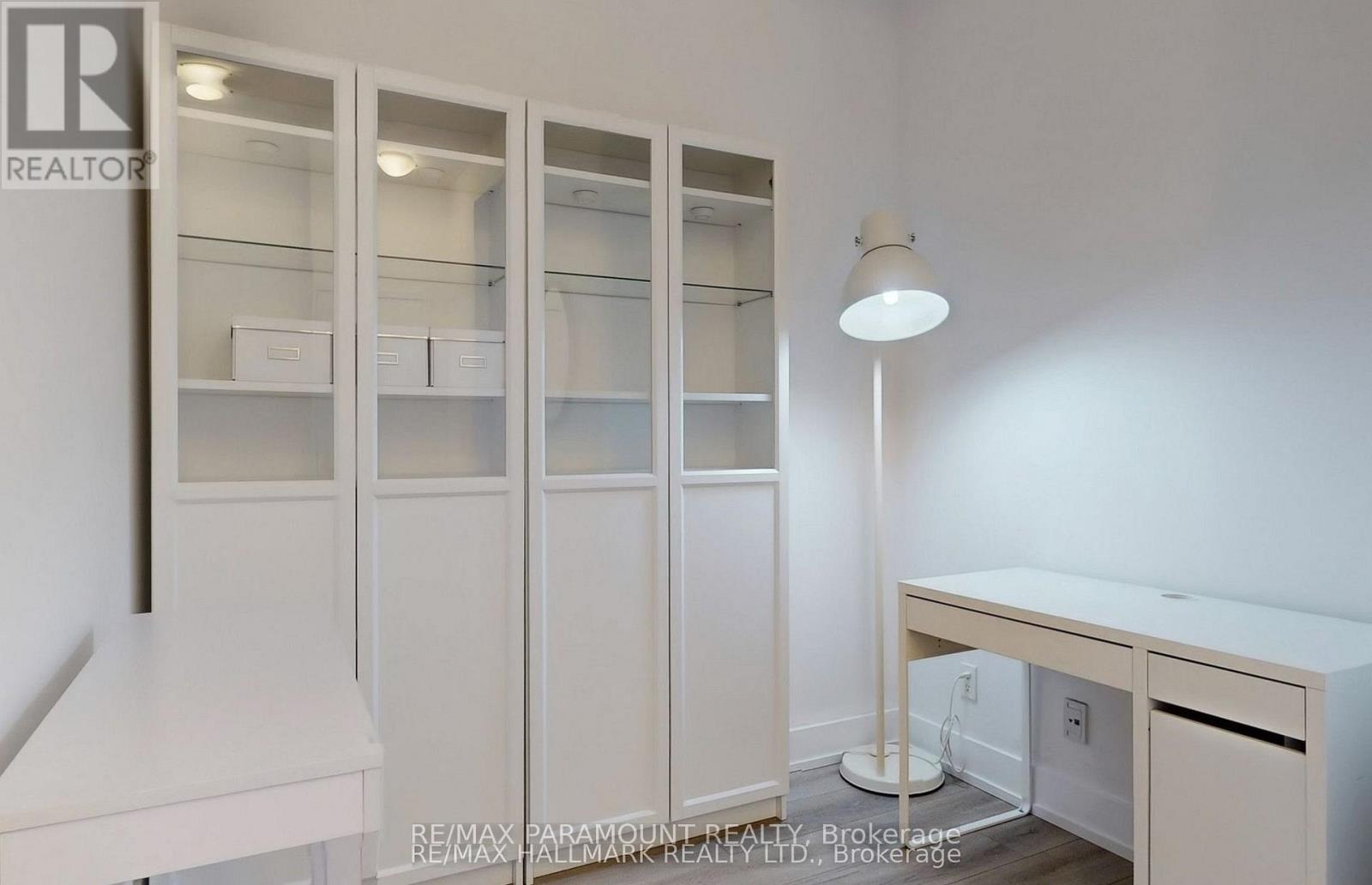 327 - 9471 Yonge Street, Richmond Hill, Ontario  L4C 0Z5 - Photo 6 - N12826034