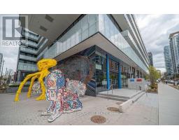 208 - 161 ROEHAMPTON AVENUE, Toronto, Ontario