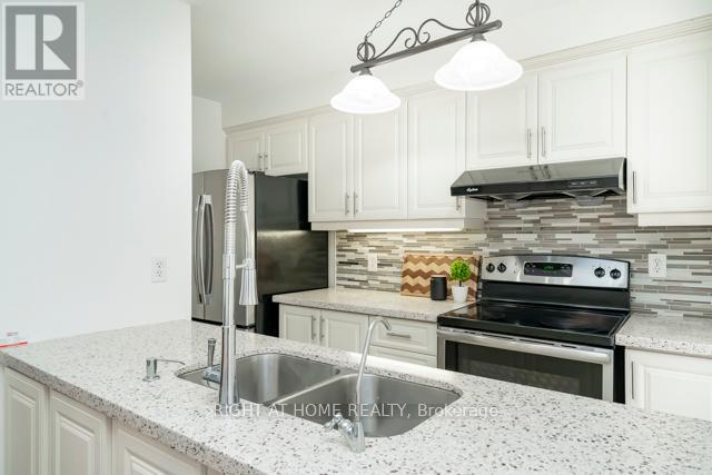 7438 Magistrate Terrace, Mississauga, Ontario  L5W 1L2 - Photo 10 - W12500278