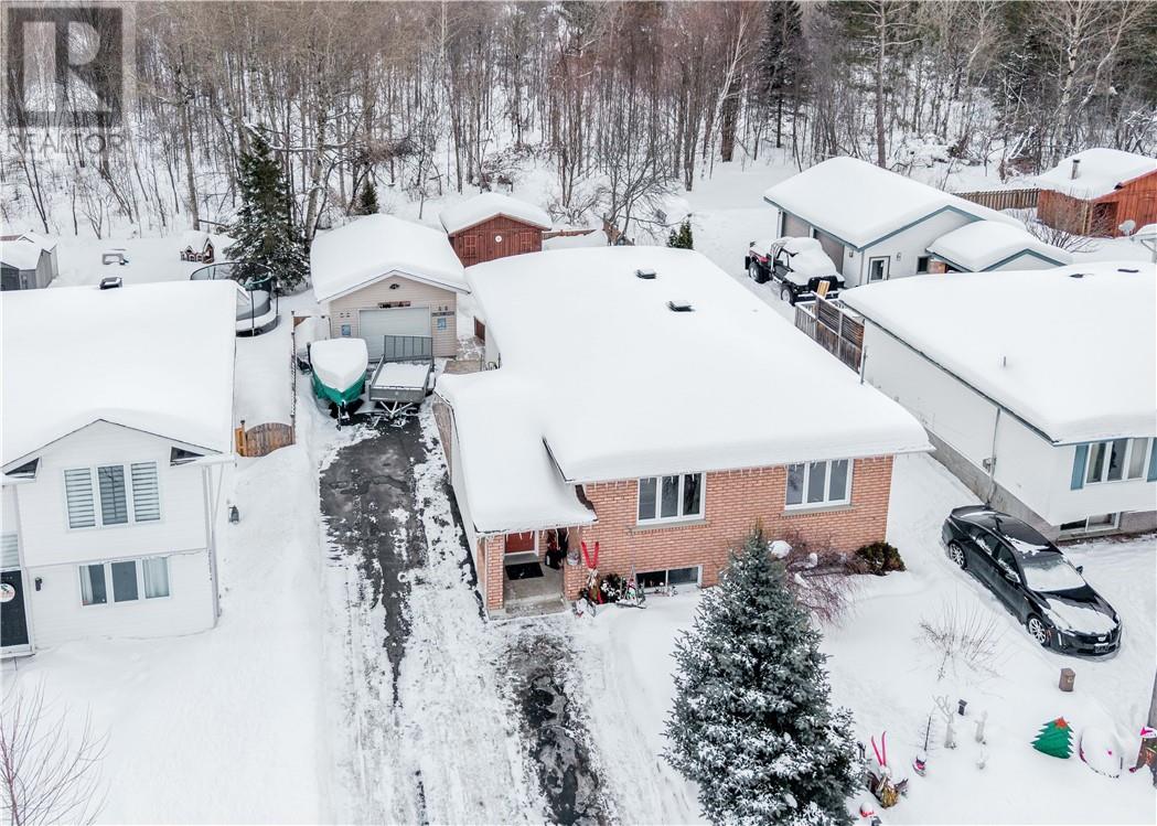 123 Carmen Street, Hanmer, Ontario  P3P 1L7 - Photo 1 - 2126602