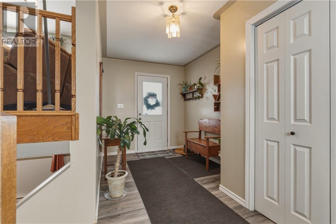 123 Carmen Street, Hanmer, Ontario  P3P 1L7 - Photo 2 - 2126602