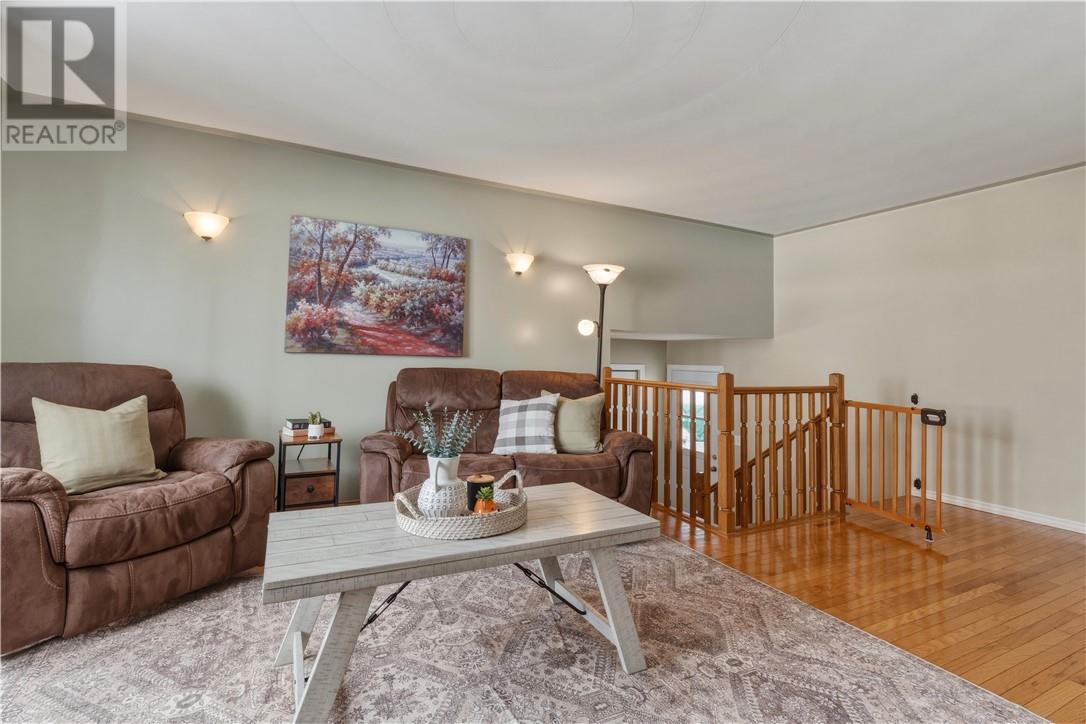 123 Carmen Street, Hanmer, Ontario  P3P 1L7 - Photo 5 - 2126602