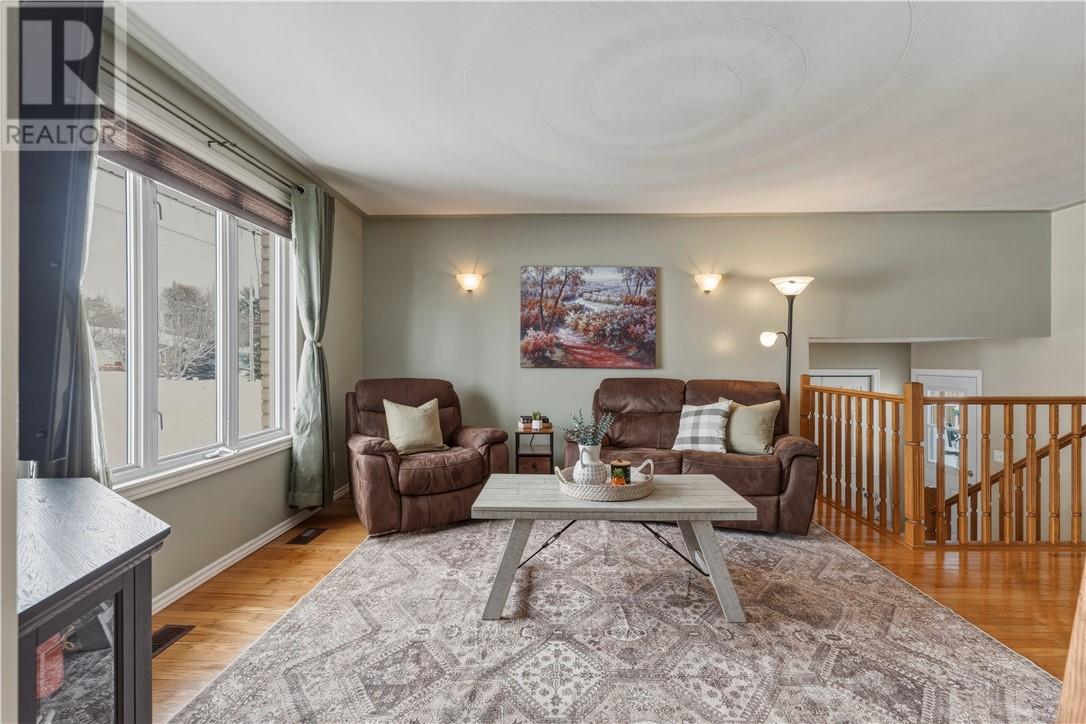 123 Carmen Street, Hanmer, Ontario  P3P 1L7 - Photo 6 - 2126602