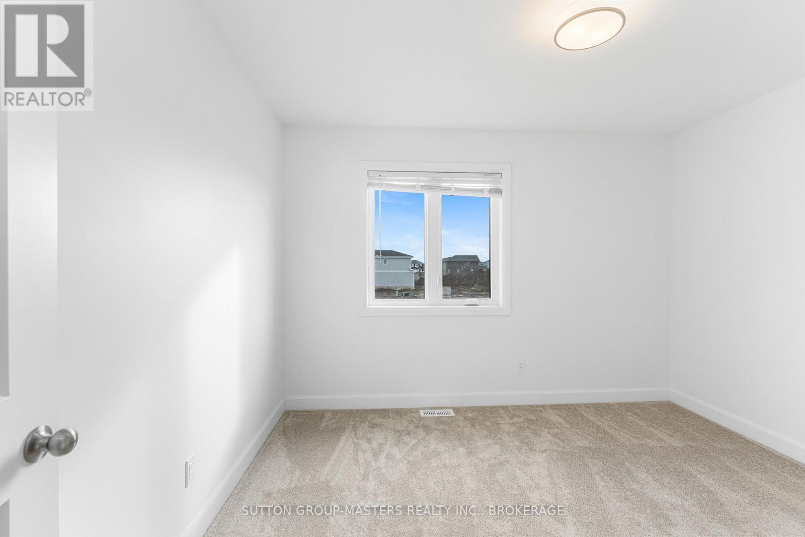 229 Superior Drive, Loyalist, Ontario  K7N 0E9 - Photo 28 - X12676558