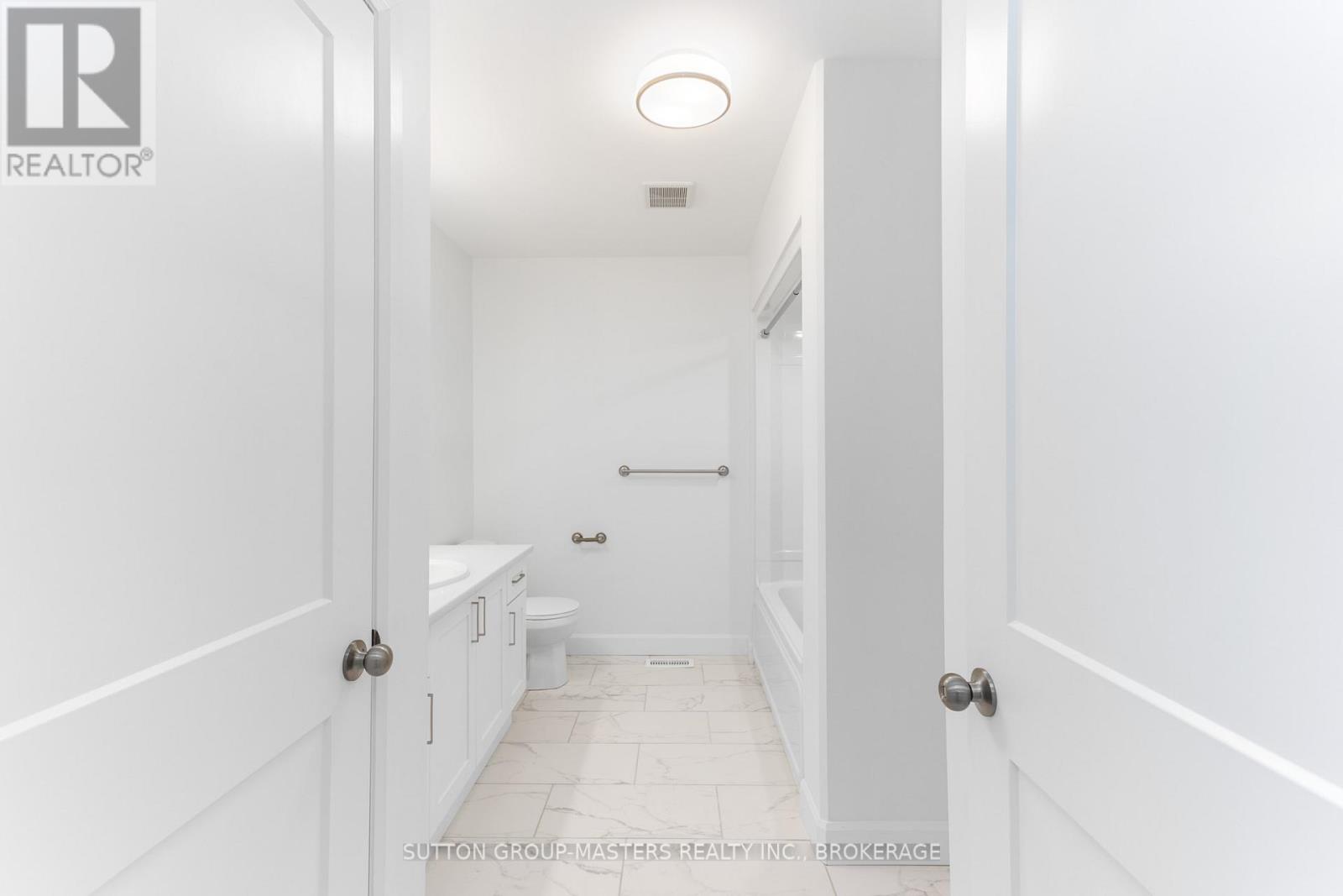 229 Superior Drive, Loyalist, Ontario  K7N 0E9 - Photo 35 - X12676558