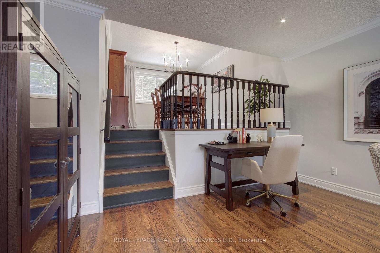 884 Silver Birch Trail, Mississauga, Ontario  L5J 4C1 - Photo 8 - W12826000