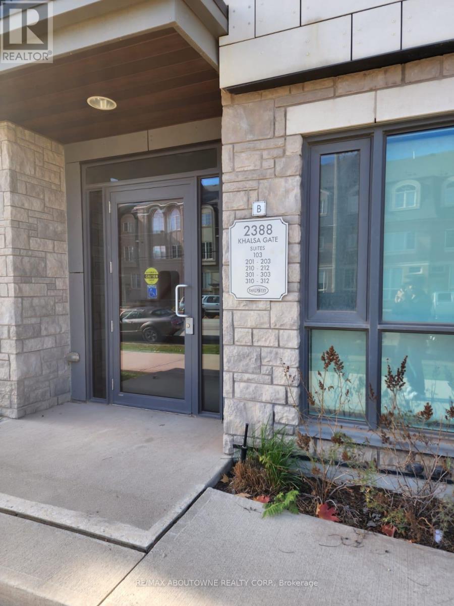 105 - 2370 Khalsa Gate, Oakville, Ontario  L6M 0P5 - Photo 7 - W12826046